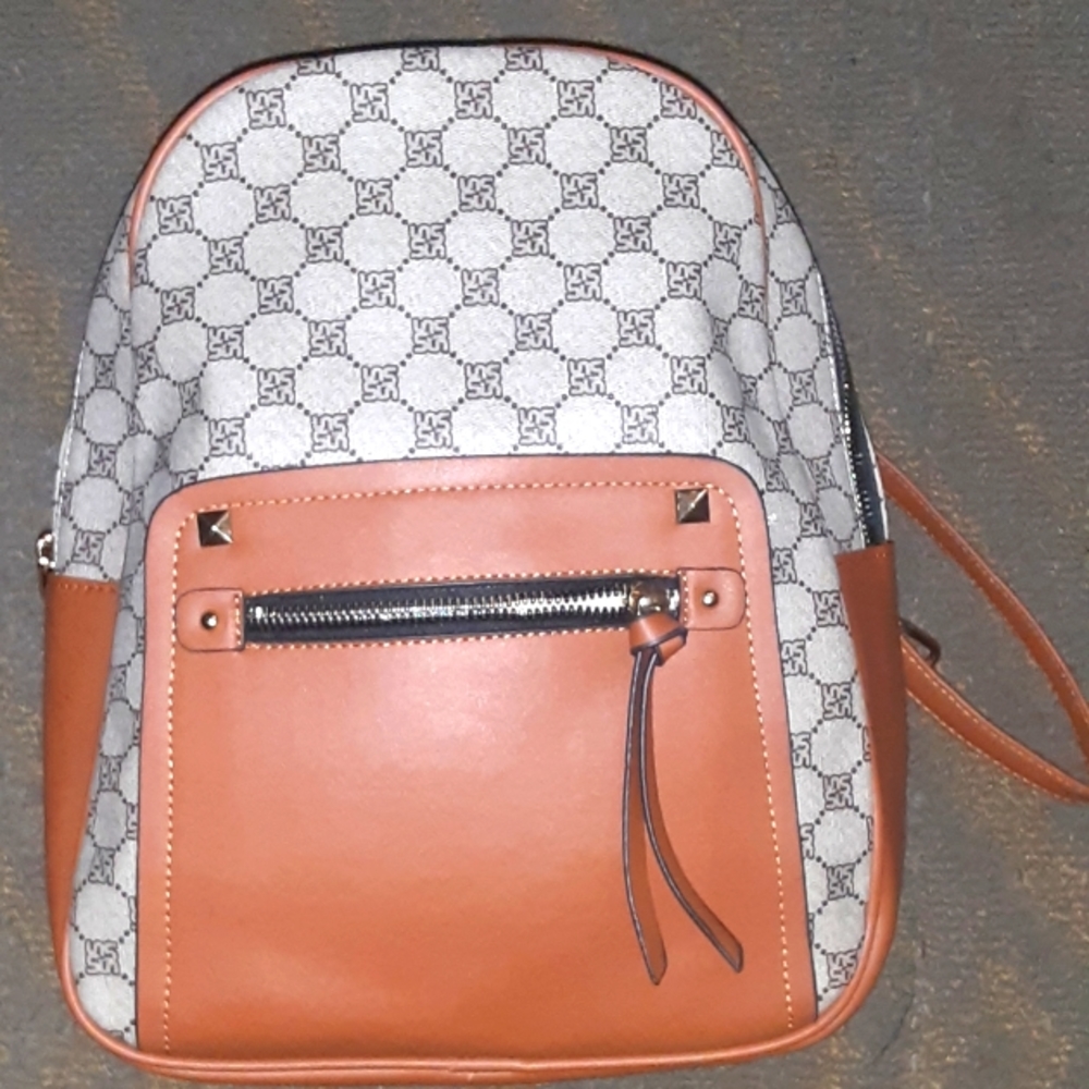 Small/medium backpack multicolored brand new never used